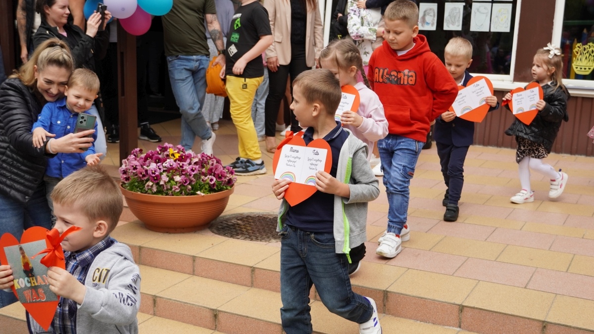 Piknik rodzinny w Przedszkolu Miejskim nr 10 w Ostrołęce [23.05.2025] - zdjęcie #14 - eOstroleka.pl
