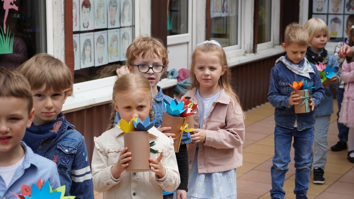 Piknik rodzinny w Przedszkolu Miejskim nr 10 w Ostrołęce [23.05.2025] - zdjęcie #5 - eOstroleka.pl