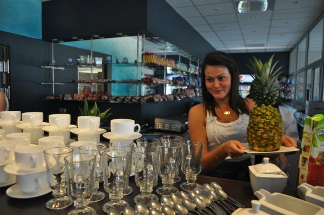 Restauracja w aquaparku otwarta. Od dziś zjesz tu najtańsze obiady w mieście (26.IX.2011) - zdjęcie #22 - eOstroleka.pl