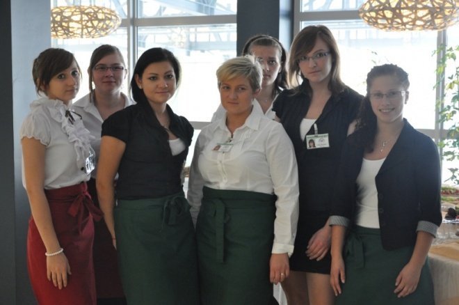 Restauracja w aquaparku otwarta. Od dziś zjesz tu najtańsze obiady w mieście (26.IX.2011) - zdjęcie #6 - eOstroleka.pl