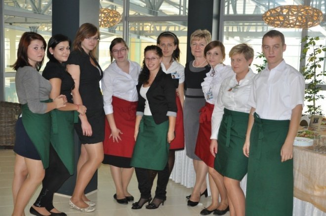 Restauracja w aquaparku otwarta. Od dziś zjesz tu najtańsze obiady w mieście (26.IX.2011) - zdjęcie #4 - eOstroleka.pl