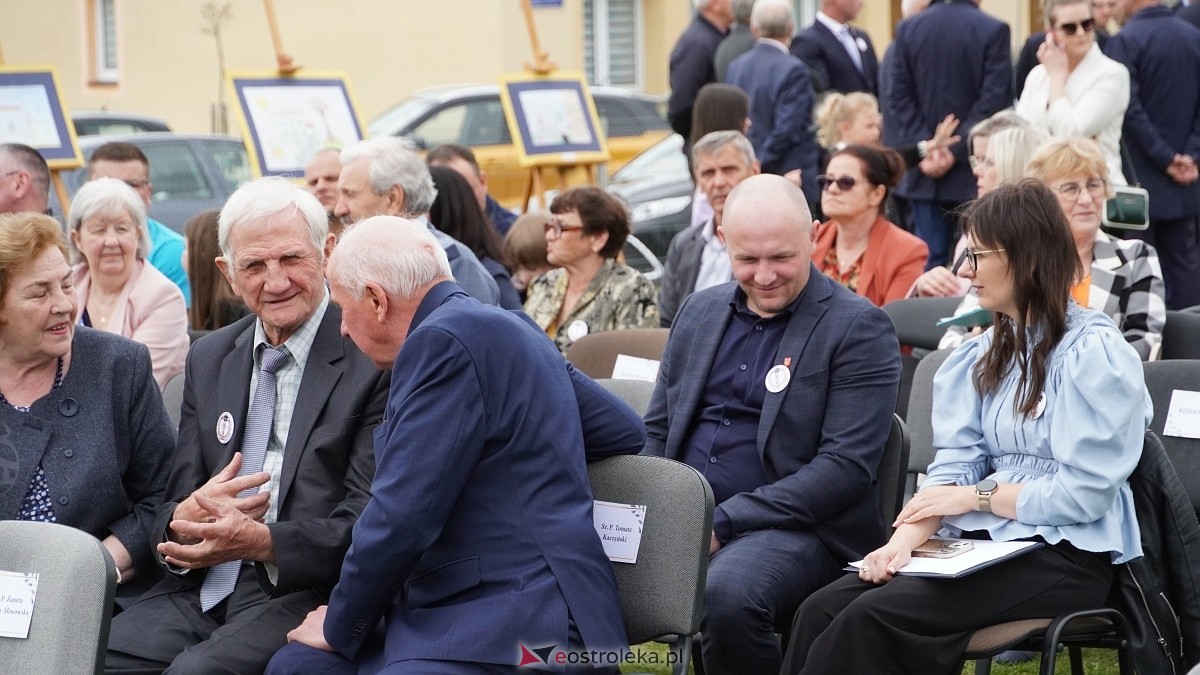 Jubilesz Szkoły Podstawowej w Drwęczy [24.05.2025] - zdjęcie #55 - eOstroleka.pl