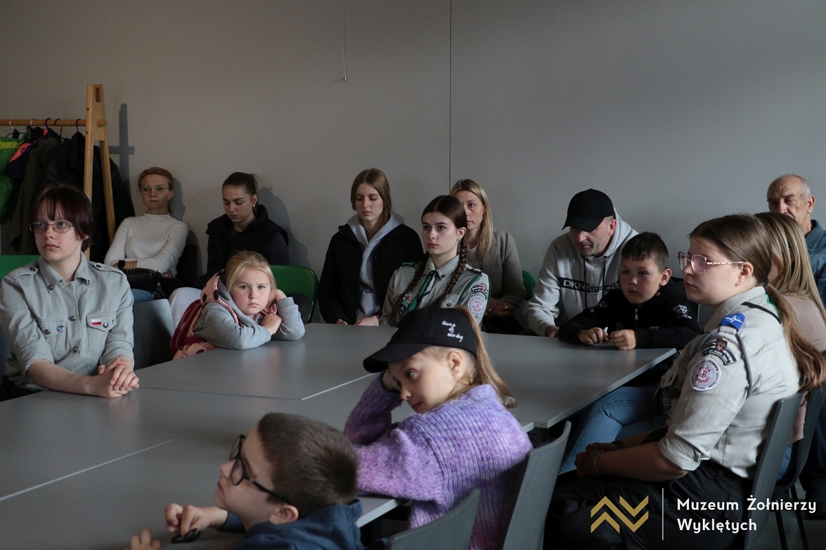 Noc Muzeów 2025 w Muzeum Żołnierzy Wyklętych w Ostrołęce [24.05.2025] - zdjęcie #66 - eOstroleka.pl