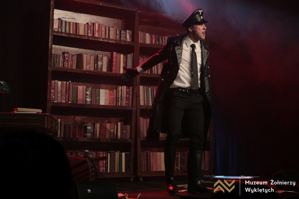 Noc Muzeów 2025 w Muzeum Żołnierzy Wyklętych w Ostrołęce [24.05.2025] - zdjęcie #50 - eOstroleka.pl