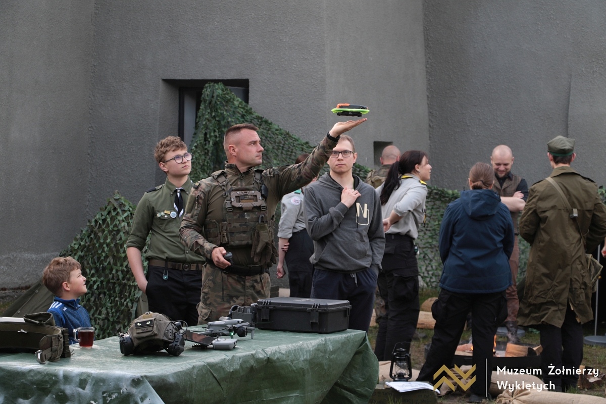 Noc Muzeów 2025 w Muzeum Żołnierzy Wyklętych w Ostrołęce [24.05.2025] - zdjęcie #31 - eOstroleka.pl