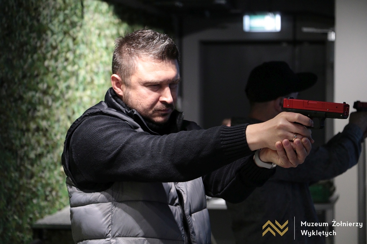 Noc Muzeów 2025 w Muzeum Żołnierzy Wyklętych w Ostrołęce [24.05.2025] - zdjęcie #30 - eOstroleka.pl