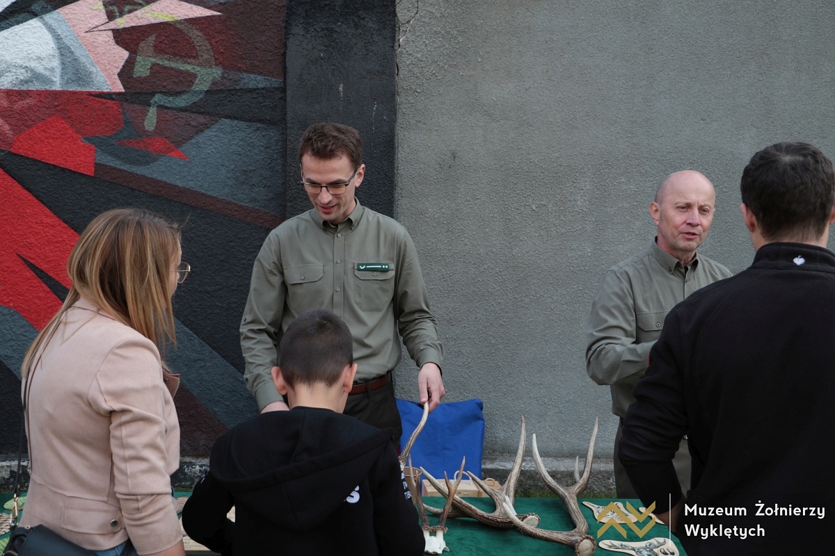 Noc Muzeów 2025 w Muzeum Żołnierzy Wyklętych w Ostrołęce [24.05.2025] - zdjęcie #19 - eOstroleka.pl