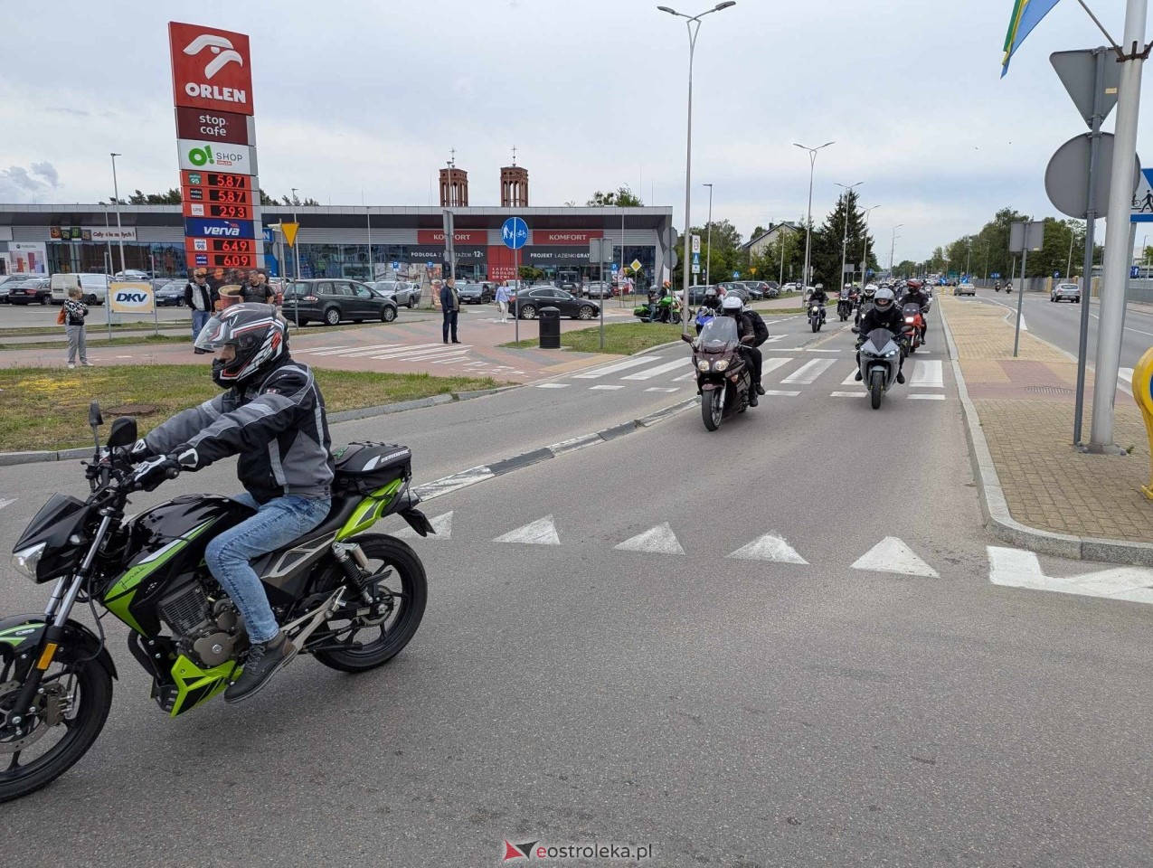 Motoserce 2025 - parada motocykli ulicami Ostrołęki [24.05.2025] - zdjęcie #8 - eOstroleka.pl