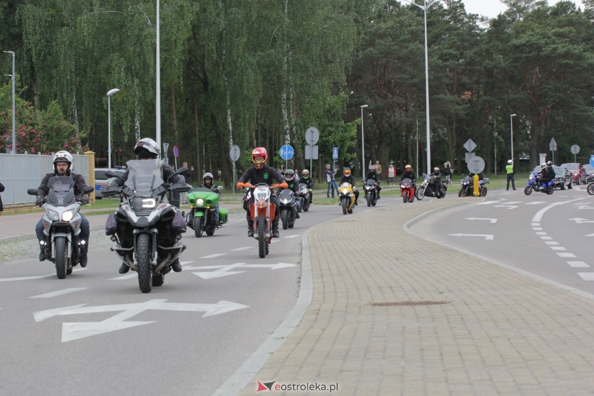 Motoserce 2025 - parada motocykli ulicami Ostrołęki [24.05.2025] - zdjęcie #154 - eOstroleka.pl