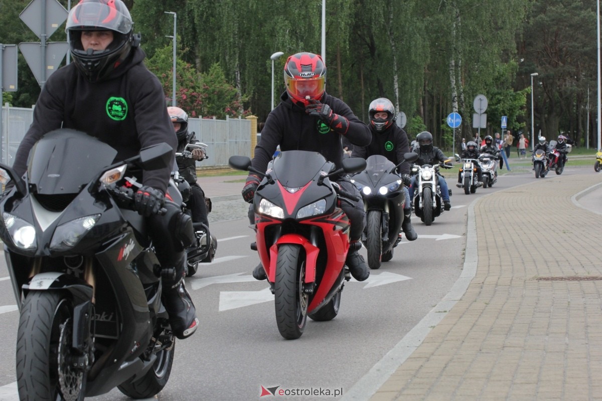 Motoserce 2025 - parada motocykli ulicami Ostrołęki [24.05.2025] - zdjęcie #143 - eOstroleka.pl