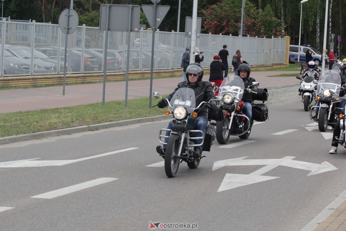 Motoserce 2025 - parada motocykli ulicami Ostrołęki [24.05.2025] - zdjęcie #133 - eOstroleka.pl