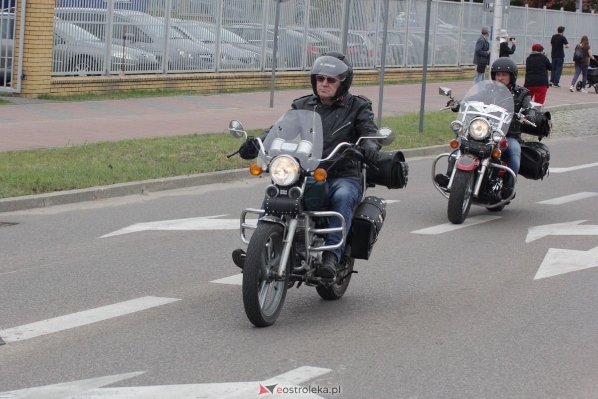 Motoserce 2025 - parada motocykli ulicami Ostrołęki [24.05.2025] - zdjęcie #132 - eOstroleka.pl