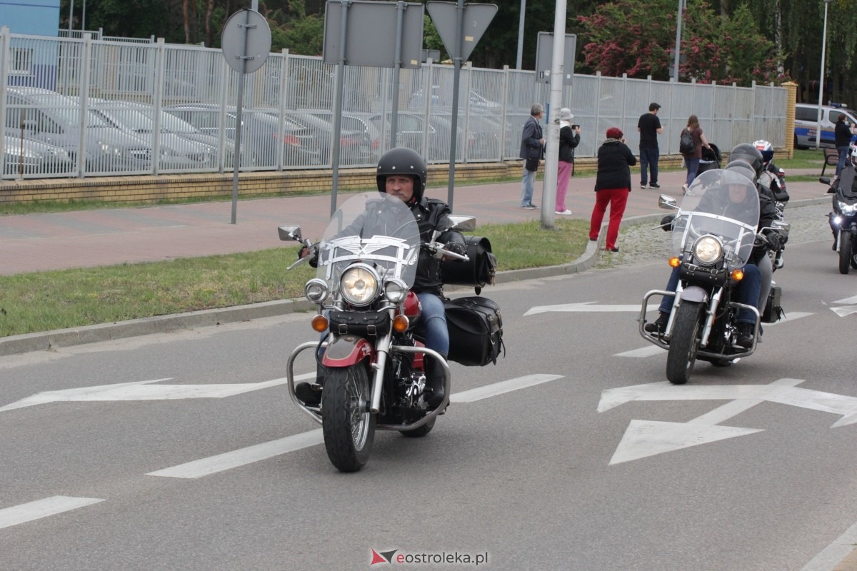 Motoserce 2025 - parada motocykli ulicami Ostrołęki [24.05.2025] - zdjęcie #131 - eOstroleka.pl