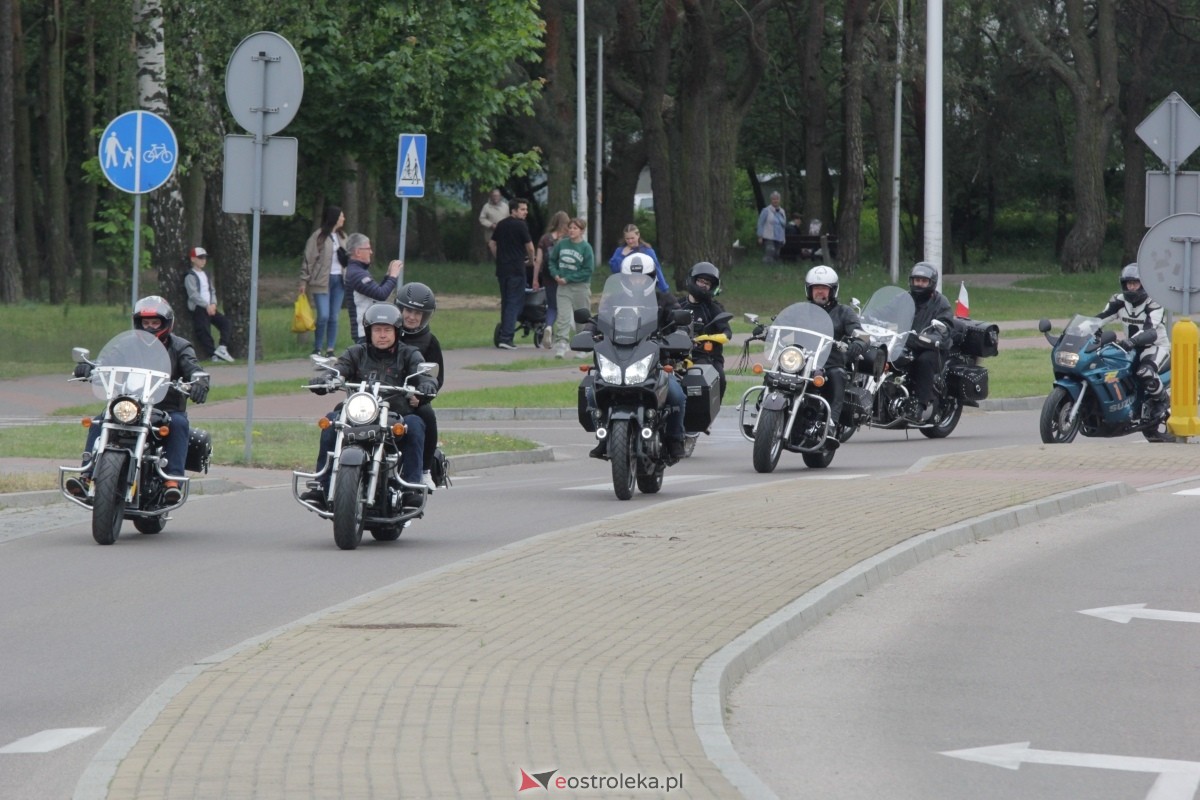 Motoserce 2025 - parada motocykli ulicami Ostrołęki [24.05.2025] - zdjęcie #119 - eOstroleka.pl