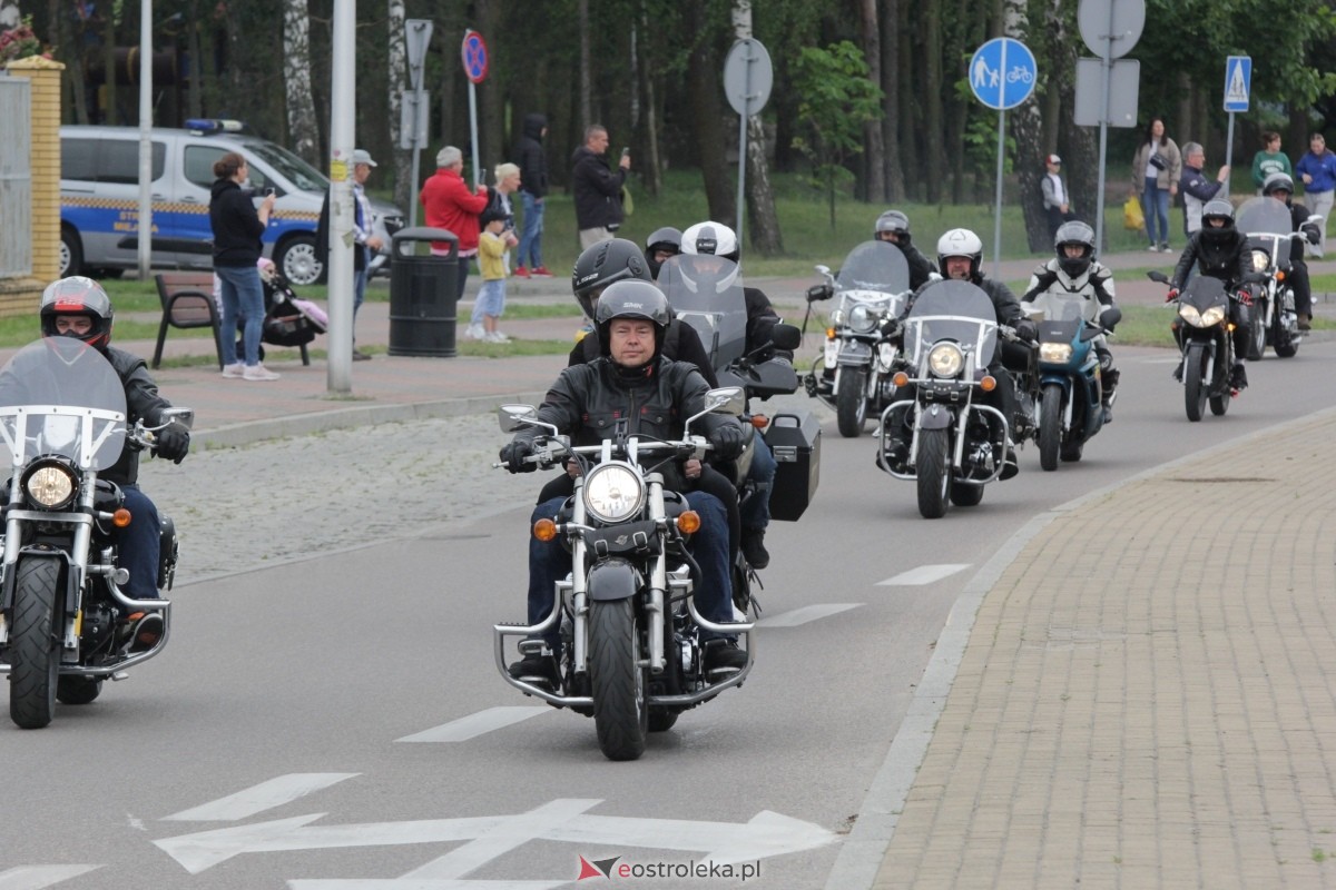 Motoserce 2025 - parada motocykli ulicami Ostrołęki [24.05.2025] - zdjęcie #115 - eOstroleka.pl