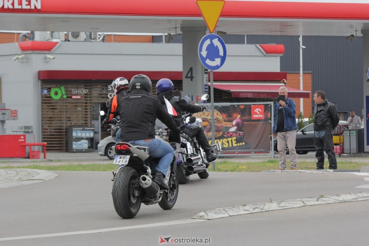 Motoserce 2025 - parada motocykli ulicami Ostrołęki [24.05.2025] - zdjęcie #112 - eOstroleka.pl