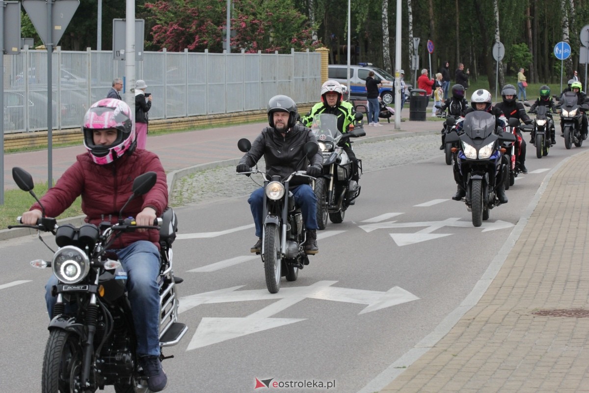 Motoserce 2025 - parada motocykli ulicami Ostrołęki [24.05.2025] - zdjęcie #104 - eOstroleka.pl