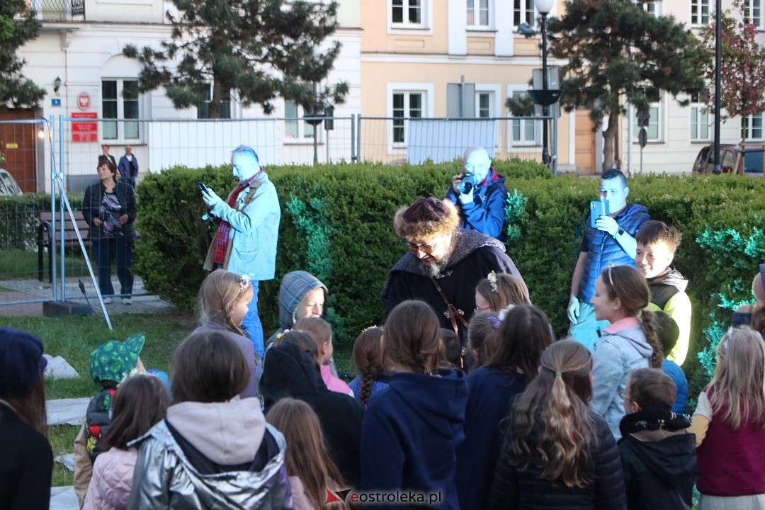 Złota Noc Muzeów w Ostrołęce „Łap skarb w jubileusz! [25.05.2025] - zdjęcie #25 - eOstroleka.pl