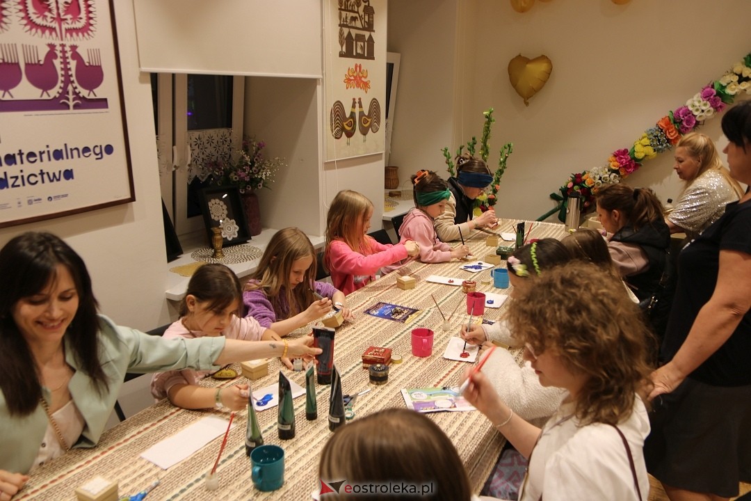 Złota Noc Muzeów w Ostrołęce „Łap skarb w jubileusz! [25.05.2025] - zdjęcie #19 - eOstroleka.pl