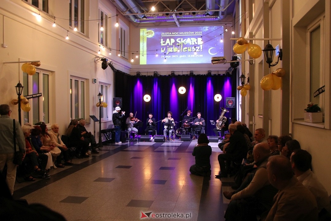 Złota Noc Muzeów w Ostrołęce „Łap skarb w jubileusz! [25.05.2025] - zdjęcie #11 - eOstroleka.pl