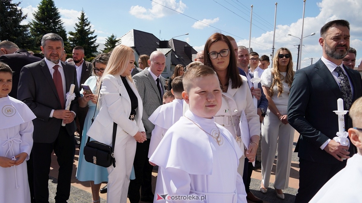 I Komunia Parafii pw. NMP Królowej Rodzin w Ostrołęce [25.05.2025] - zdjęcie #66 - eOstroleka.pl