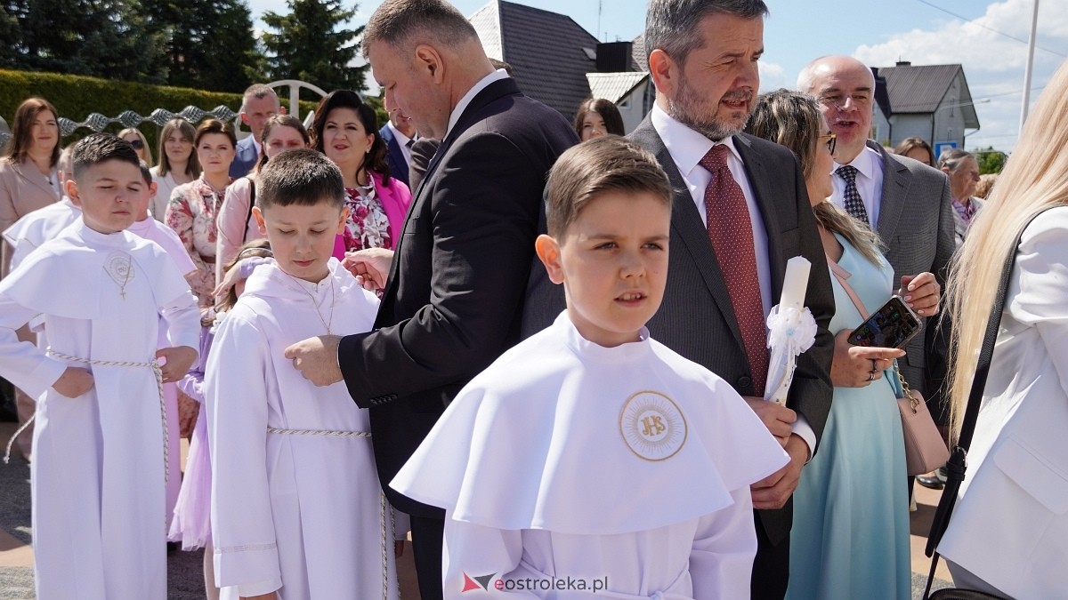 I Komunia Parafii pw. NMP Królowej Rodzin w Ostrołęce [25.05.2025] - zdjęcie #65 - eOstroleka.pl