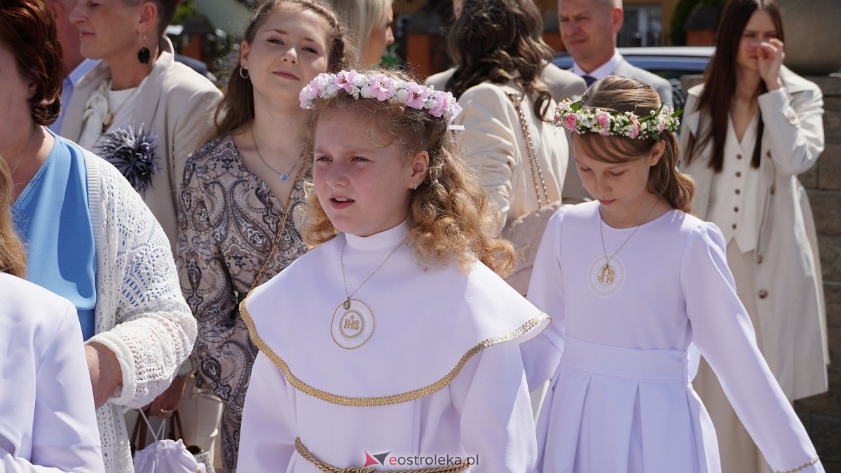 I Komunia Parafii pw. NMP Królowej Rodzin w Ostrołęce [25.05.2025] - zdjęcie #59 - eOstroleka.pl