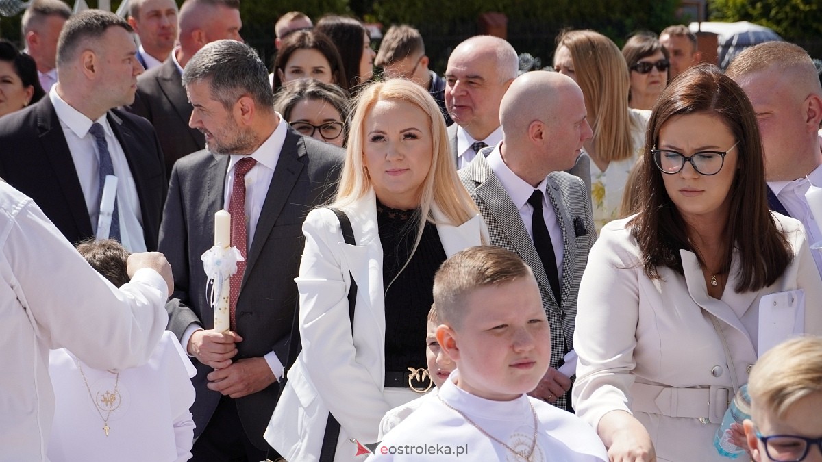 I Komunia Parafii pw. NMP Królowej Rodzin w Ostrołęce [25.05.2025] - zdjęcie #54 - eOstroleka.pl