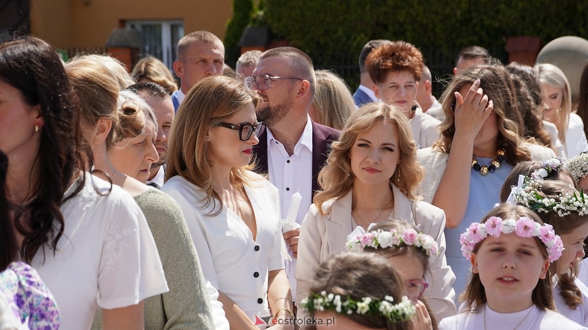 I Komunia Parafii pw. NMP Królowej Rodzin w Ostrołęce [25.05.2025] - zdjęcie #51 - eOstroleka.pl