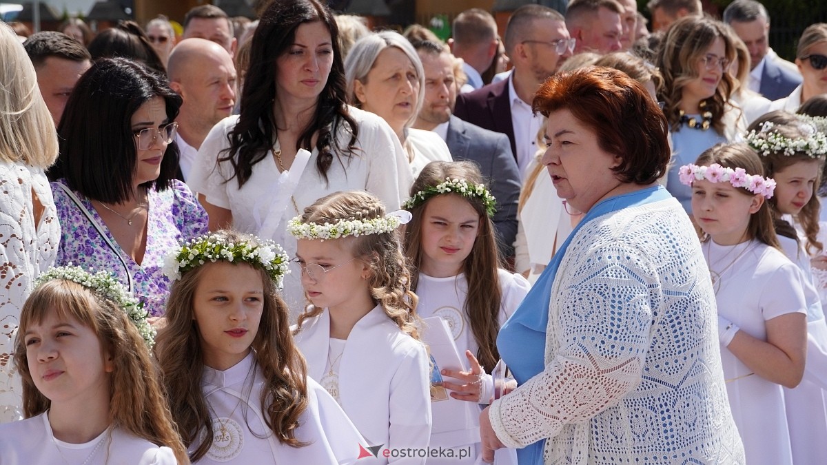 I Komunia Parafii pw. NMP Królowej Rodzin w Ostrołęce [25.05.2025] - zdjęcie #40 - eOstroleka.pl