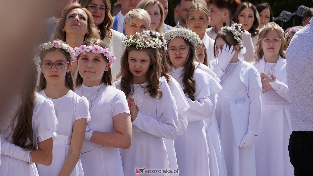 I Komunia Parafii pw. NMP Królowej Rodzin w Ostrołęce [25.05.2025] - zdjęcie #33 - eOstroleka.pl