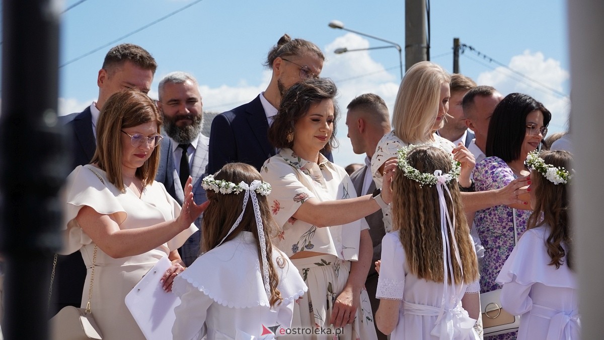 I Komunia Parafii pw. NMP Królowej Rodzin w Ostrołęce [25.05.2025] - zdjęcie #20 - eOstroleka.pl