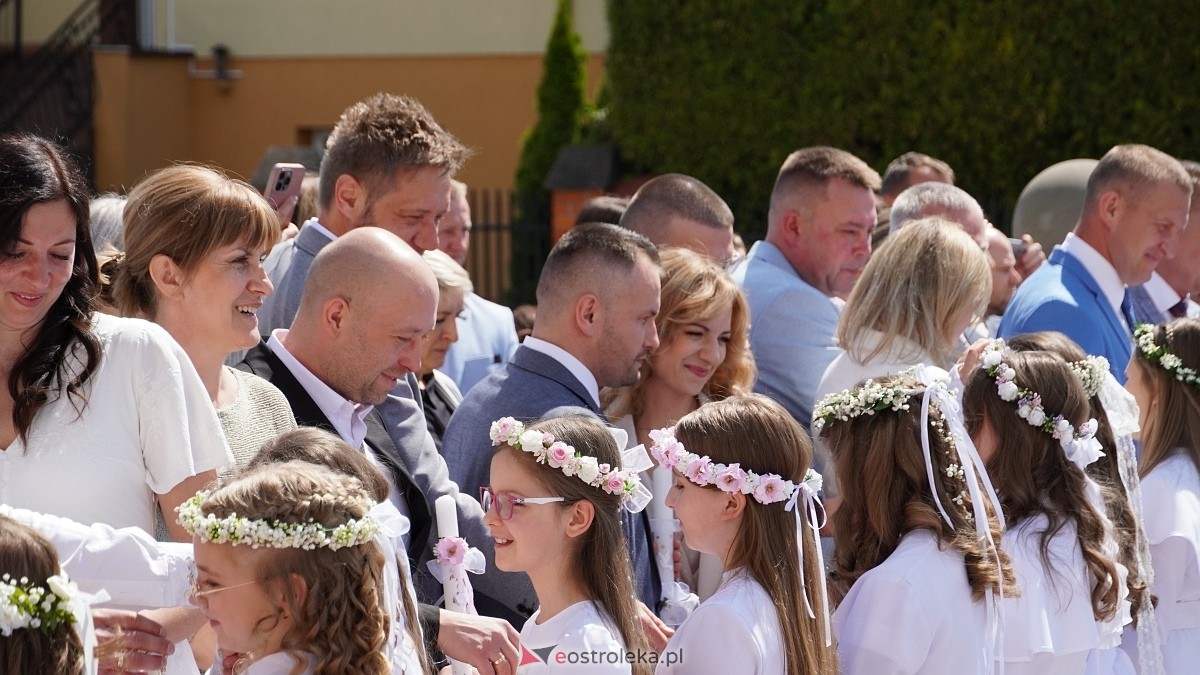 I Komunia Parafii pw. NMP Królowej Rodzin w Ostrołęce [25.05.2025] - zdjęcie #16 - eOstroleka.pl