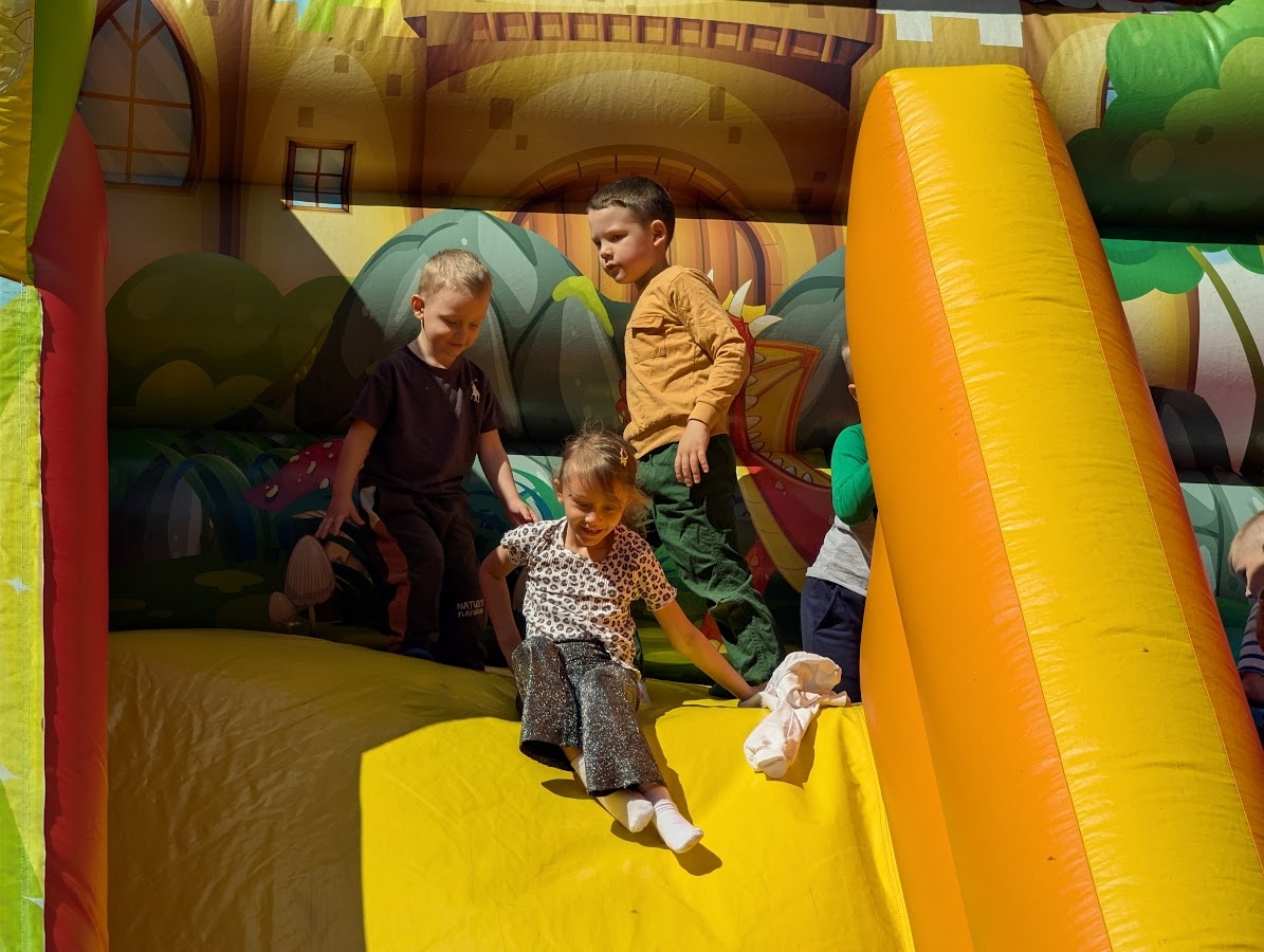 Festyn Sąsiedzkie spotkania osiedlowe [25.05.2025] - zdjęcie #33 - eOstroleka.pl