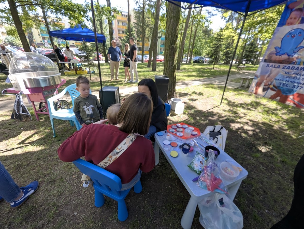 Festyn Sąsiedzkie spotkania osiedlowe [25.05.2025] - zdjęcie #27 - eOstroleka.pl
