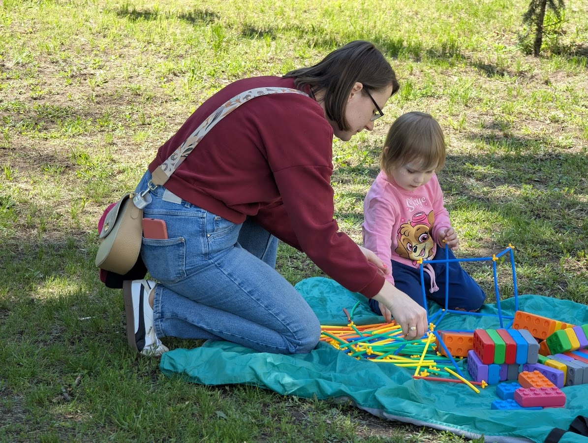 Festyn Sąsiedzkie spotkania osiedlowe [25.05.2025] - zdjęcie #12 - eOstroleka.pl