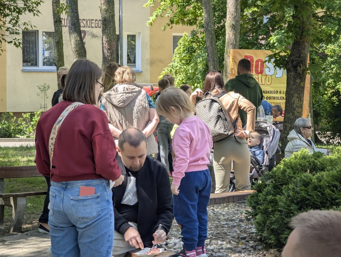 Festyn Sąsiedzkie spotkania osiedlowe [25.05.2025] - zdjęcie #6 - eOstroleka.pl