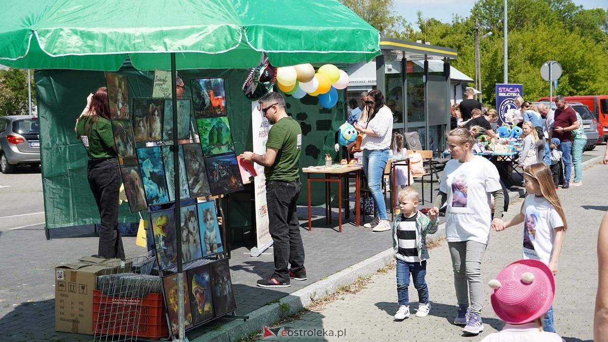 Festyn Charytatywny na osiedlu Stacja [25.05.2025] - zdjęcie #77 - eOstroleka.pl