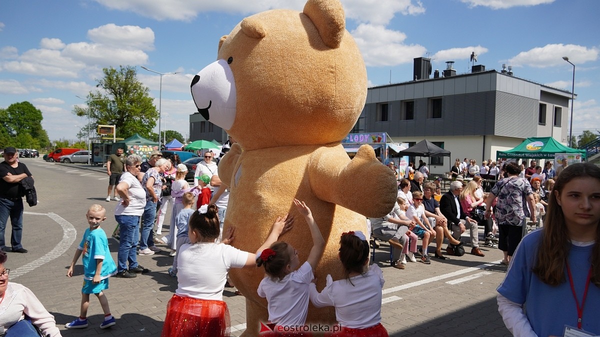 Festyn Charytatywny na osiedlu Stacja [25.05.2025] - zdjęcie #45 - eOstroleka.pl