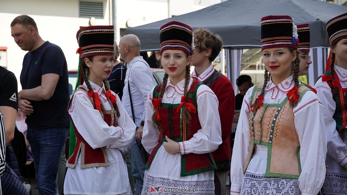 Festyn Charytatywny na osiedlu Stacja [25.05.2025] - zdjęcie #36 - eOstroleka.pl