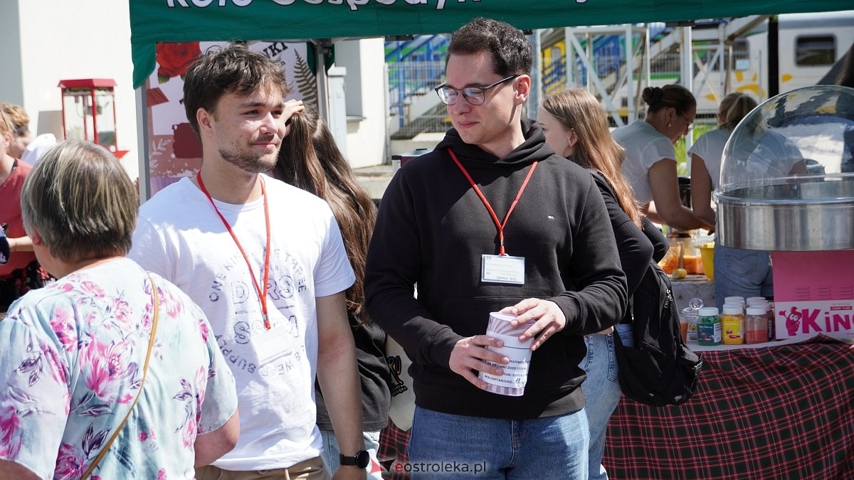 Festyn Charytatywny na osiedlu Stacja [25.05.2025] - zdjęcie #34 - eOstroleka.pl