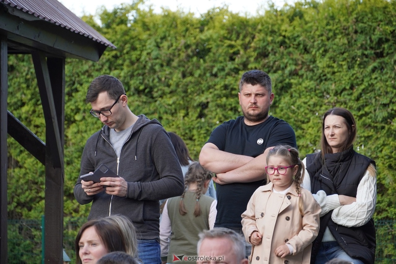 Motoryzacyjny Piknik Rodzinny w Kadzidle „Kurpie jeżdżą nisko!: MadStone [25.05.2025] - zdjęcie #47 - eOstroleka.pl