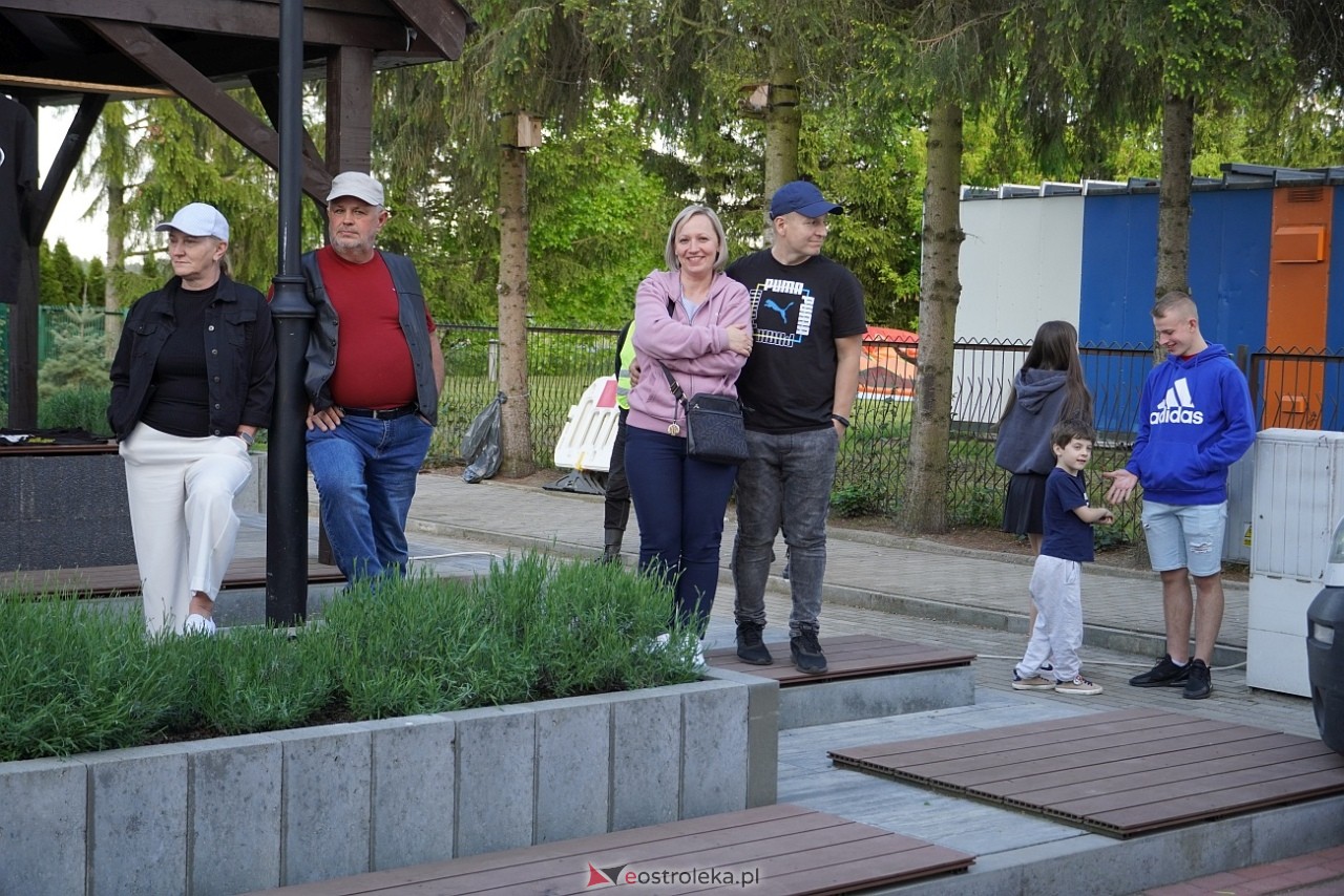 Motoryzacyjny Piknik Rodzinny w Kadzidle „Kurpie jeżdżą nisko!: MadStone [25.05.2025] - zdjęcie #42 - eOstroleka.pl