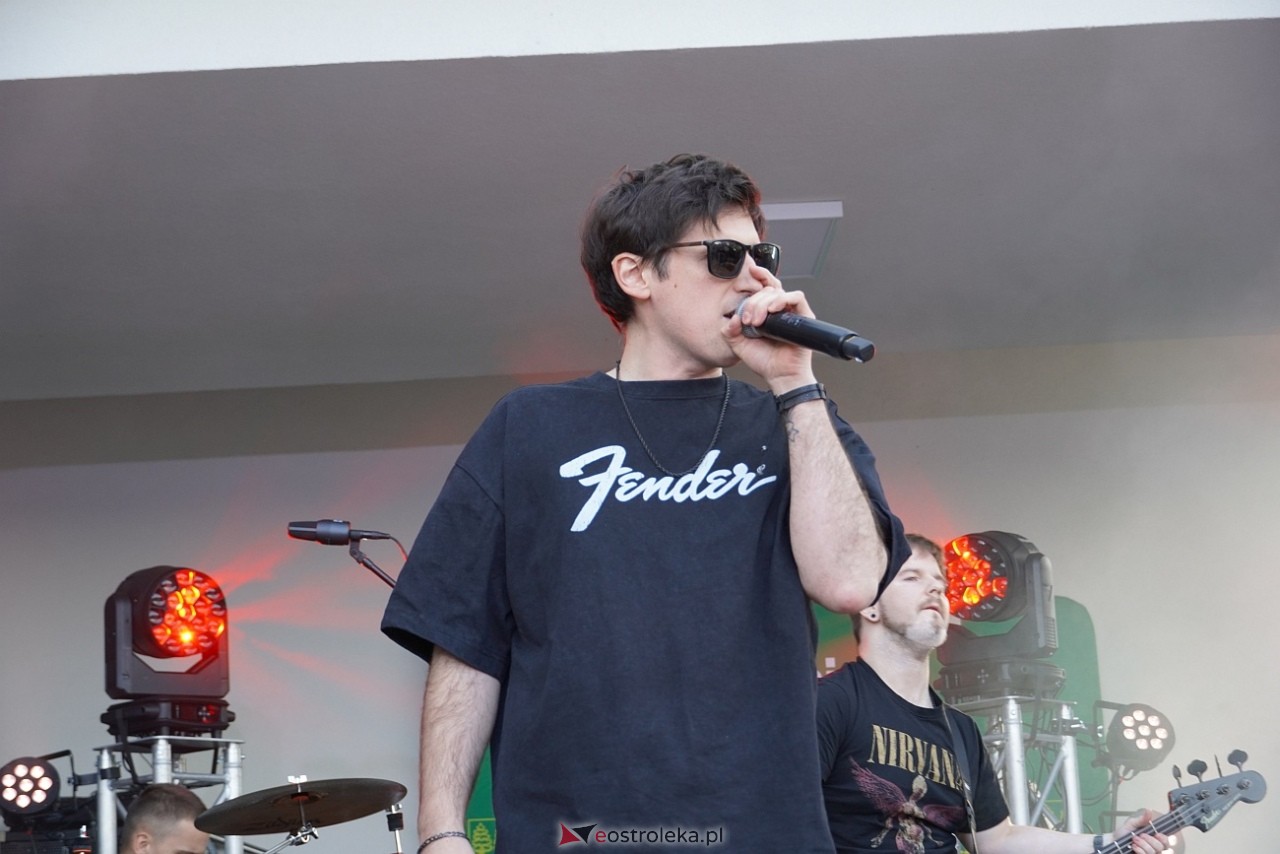 Motoryzacyjny Piknik Rodzinny w Kadzidle „Kurpie jeżdżą nisko!: MadStone [25.05.2025] - zdjęcie #10 - eOstroleka.pl