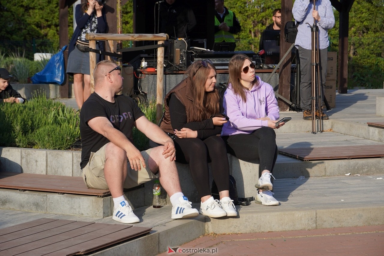 Motoryzacyjny Piknik Rodzinny w Kadzidle „Kurpie jeżdżą nisko!: MadStone [25.05.2025] - zdjęcie #4 - eOstroleka.pl