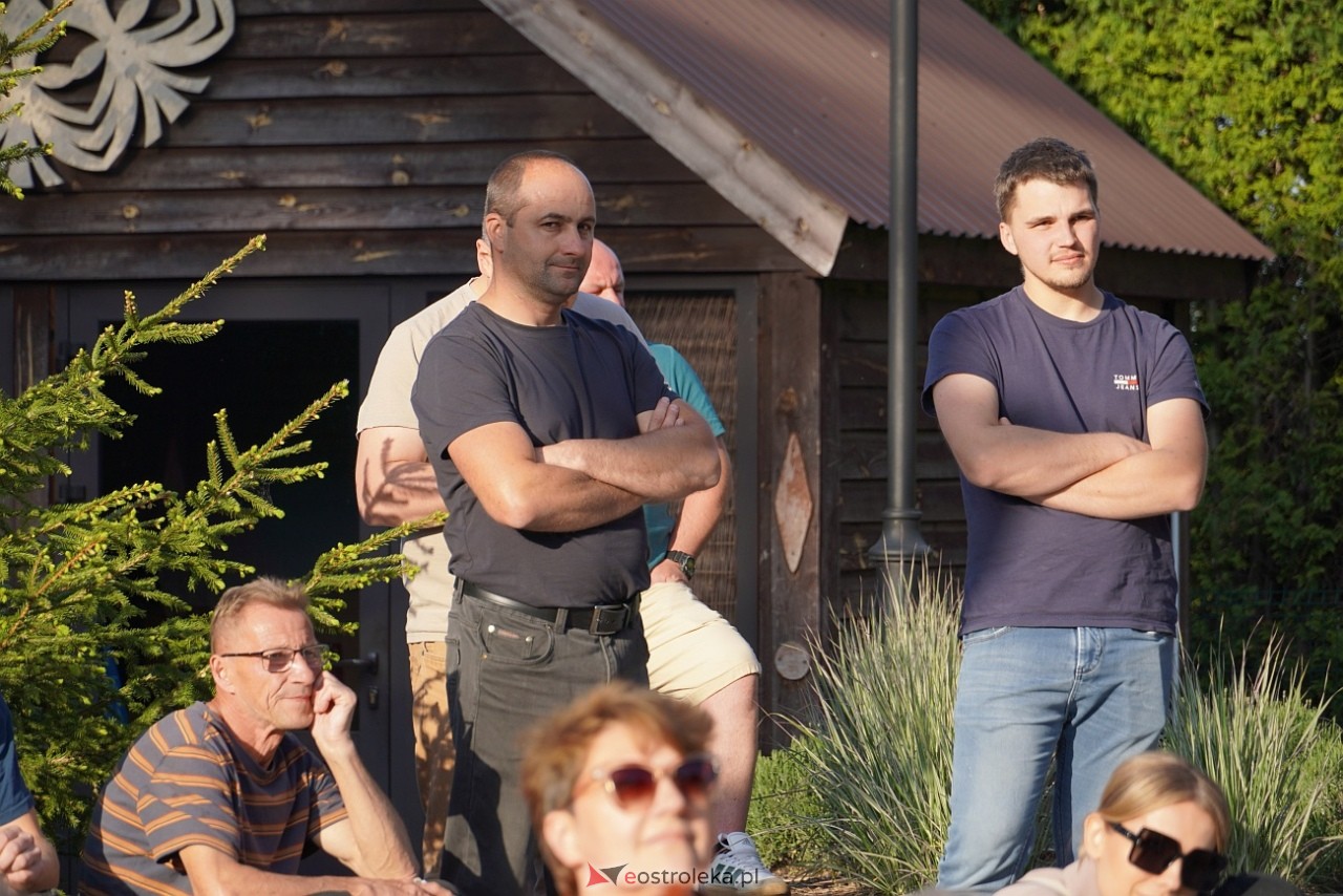 Motoryzacyjny Piknik Rodzinny w Kadzidle „Kurpie jeżdżą nisko!: MadStone [25.05.2025] - zdjęcie #2 - eOstroleka.pl