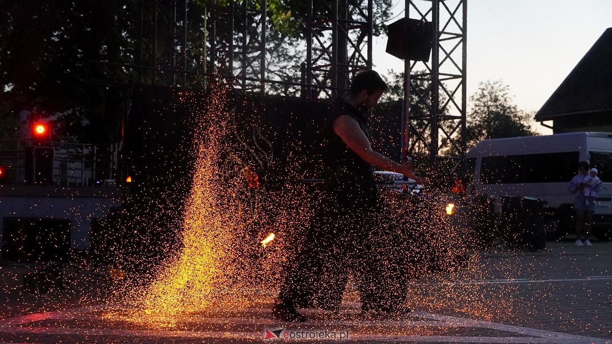 Pokaz ognia na festynie charytatywnym w Ostrołęce [25.05.2025] - zdjęcie #20 - eOstroleka.pl