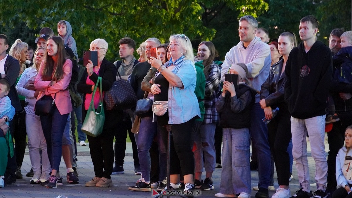 Pokaz ognia na festynie charytatywnym w Ostrołęce [25.05.2025] - zdjęcie #12 - eOstroleka.pl