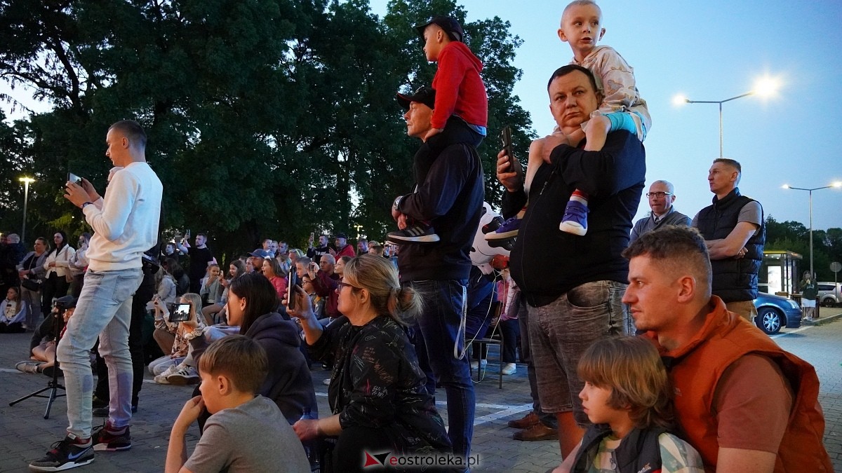 Pokaz ognia na festynie charytatywnym w Ostrołęce [25.05.2025] - zdjęcie #9 - eOstroleka.pl