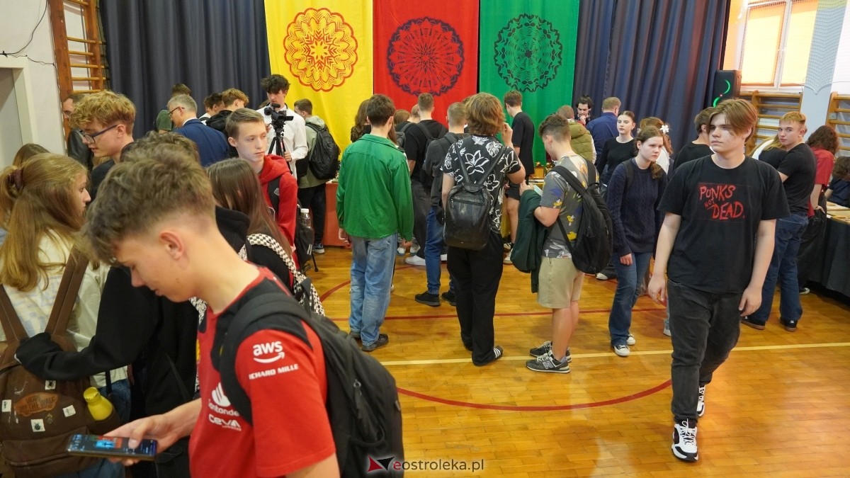Licealne Muzearia 2025 w II LO w Ostrołęce [27.05.2025] - zdjęcie #76 - eOstroleka.pl